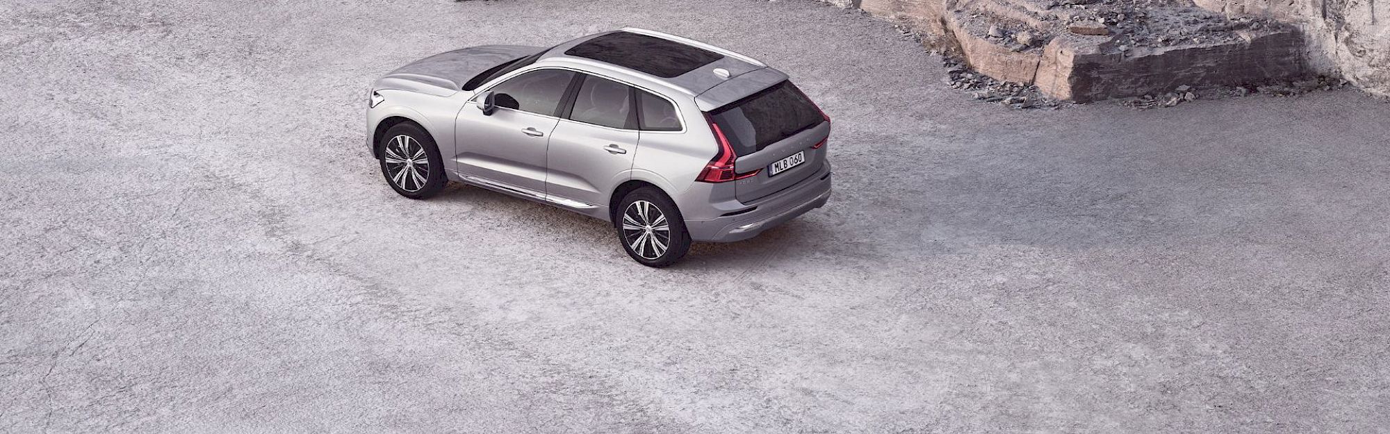 Volvo XC60 áll a bányában